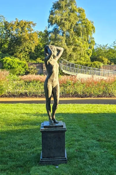 Garden art & sculpture – add year-round atmosphere and interest to your garden