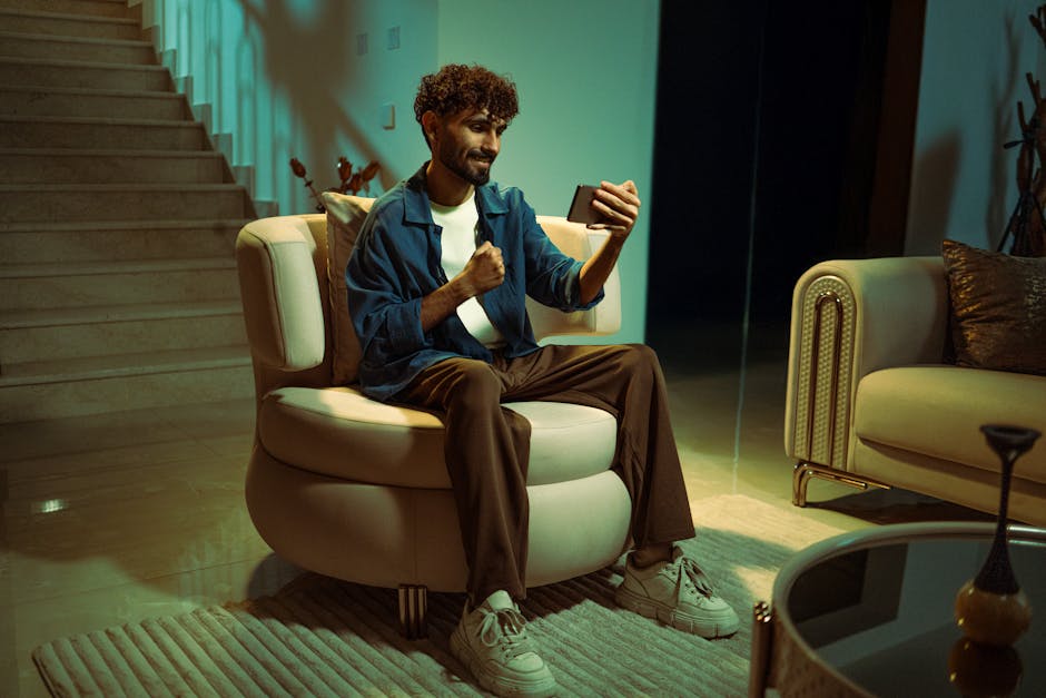 How to Stop Reading Work Email After 5 PM (For Real)